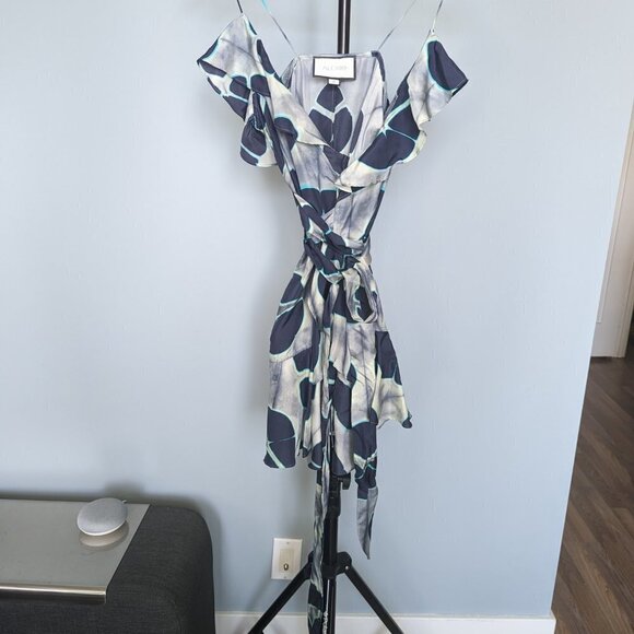 Alexis 100% Silk Kalani Mini Wrap Dress - Picture 3 of 13